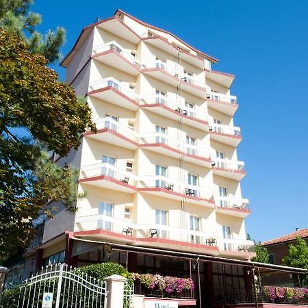 Hotel Royal Pesaro Zewnętrze zdjęcie