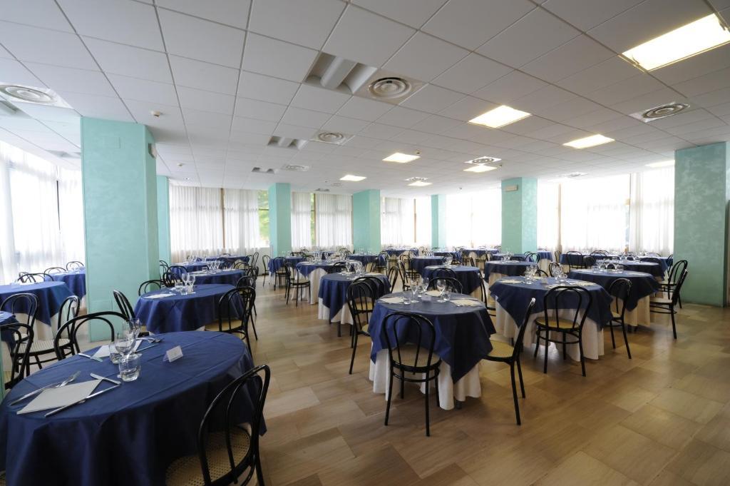 Hotel Royal Pesaro Zewnętrze zdjęcie